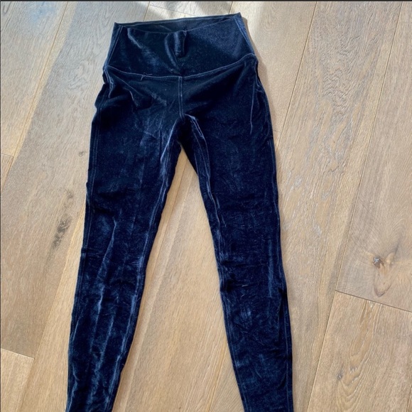 Lululemon Velvet Wunder Under Leggings - Picture 4 of 5